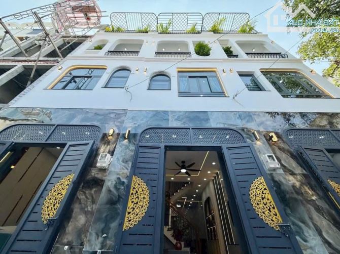 NHÀ ĐẸP QUẬN 7, HXH, 4 TẦNG, 4,5x18M, HOÀNG TRỌNG MẬU