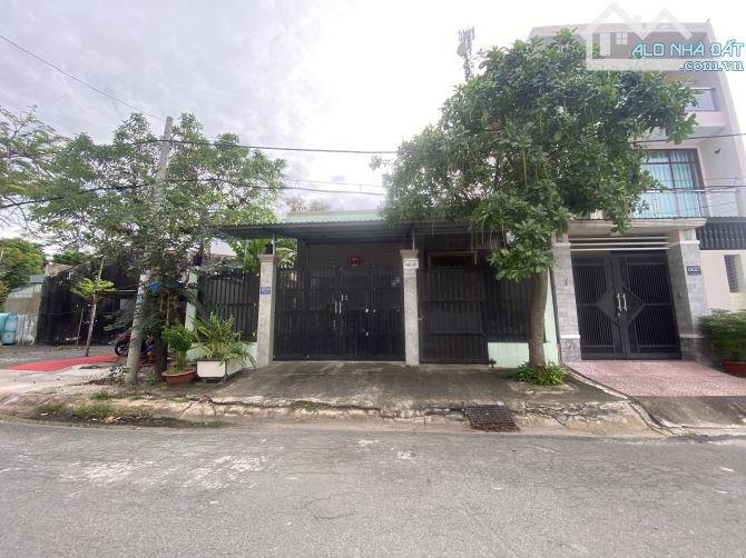 Nhà Bè - Nguyễn Bình- Đất đẹp 162m2 ngay sát đường lên cầu Cần Giờ- Chỉ 9,4T - 2