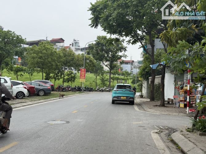 BÁN NHÀ Ô TÔ ĐỖ CỬA 40M PHỐ NGỌC LÂM GIÁ CHỈ 7,45 TỶ