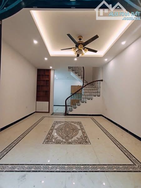 🏠BÁN NHÀ VĂN CAO, 1 NGOẶT RA PHỐ, 46M x 5T, MT 4M - Ô TÔ DỪNG ĐỖ 24/24🚘