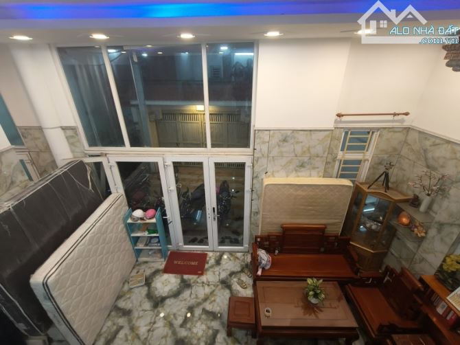 NHÀ 4 TẦNG - 140M2 - NGANG GẦN 9M - HXH - TRƯỜNG THỌ - GIÁ 10 TỶ