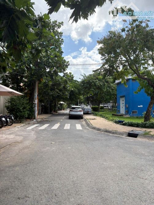 Bán nhà hẻm 4m Bông Sao Quận 8, 4x9, vuông vắn, nhỉnh 3 tỷ