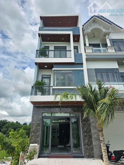 4,2Tỷ TL🔥Bán nhà 1 Trệt 2 Lầu_Ngang 4,7m_KDC Phú Hồng Thịnh 8, p.Bình Chuẩn, Tp.Thuận An