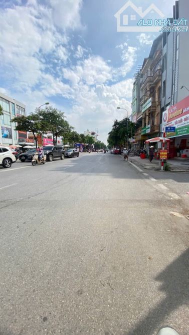 Nhà mới 6 tầng - thang máy - Trung tâm Vũ Xuân Thiều - Long Biên - Chỉ hơn 7 tỷ++