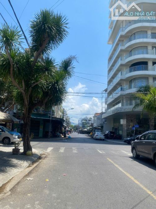 CẦN BÁN LÔ GÓC ĐẤT BIỆT THỰ KHU ĐÔ THỊ MIPECO, TP NHA TRANG GIÁ 12,3 TỶ