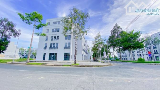 Cho thuê đất ngang 10m  khu Ngân Thuận 8 triệu
