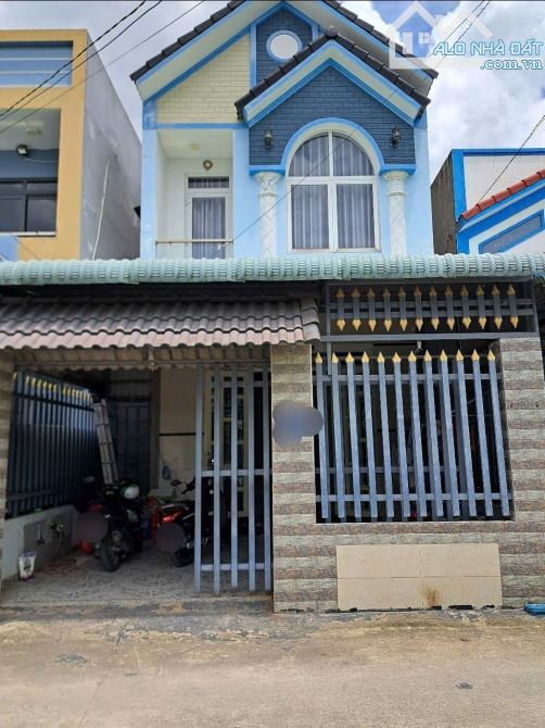 TP.Thủ Dầu Một - 100m2 - 2 Tầng - 3PN- 3.55 tỷ - SHR - 3