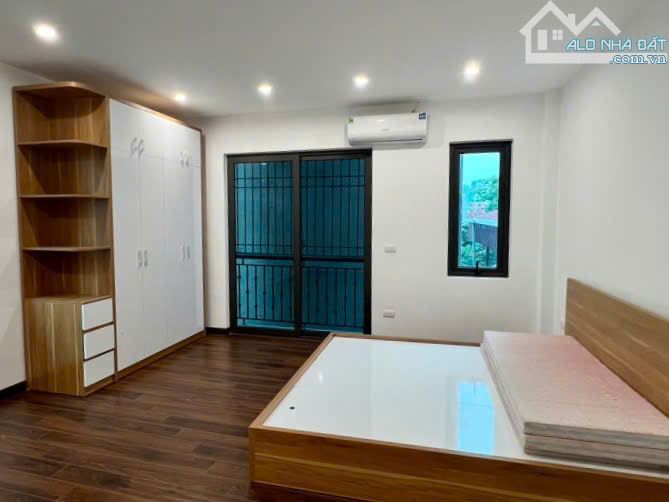 BÁN NHÀ XUÂN ĐỈNH – 38m2 x 5 TẦNG – Ô TÔ ĐỖ CỔNG – GẦN CHỢ XUÂN ĐỈNH - 6.7 TỶ