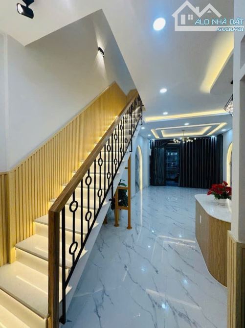 NHÀ ĐẸP – HÀNG HOT – CHỐT NHANH - SỔ HỒNG RIÊNG NÊN SỠ HỮU NGAY Ạ...