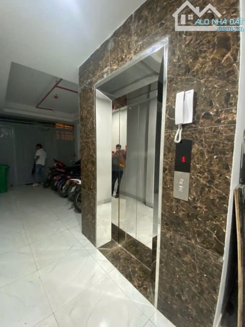 NHÀ HOÀNG QUỐC VIỆT – 35m2 x 5 TẦNG – GẦN VÀNH ĐAI 2 – NHỈNH 9 TỶ