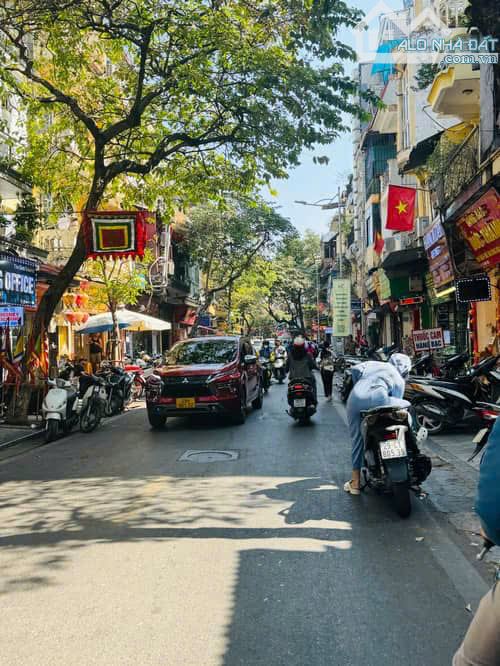 90 tỷ, víp Hàng Bạc, Hoàn Kiếm, phố 2 chiều, ô tô tránh đỗ, dòng tiền 2.800usd/ tháng