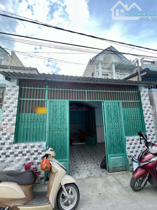 CỰC NGON - NHÀ CẤP 4 HẺM XE HƠI THÔNG TRỊNH THỊ DỐI ĐÔNG THẠNH HÓC MÔN GIÁ RẺ 3,5 TỶ