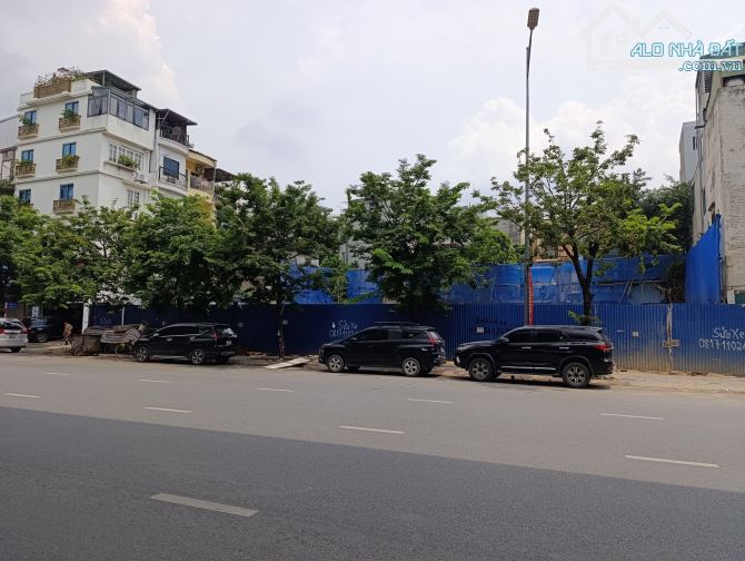 Bán 600m2 đất mặt phố Minh Khai - GPXD 9 tầng + hầm