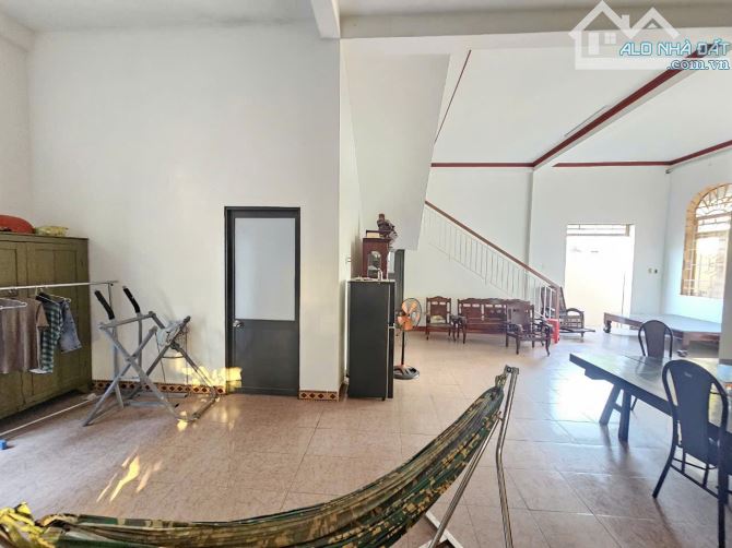 Nhà mặt tiền đường Phan Bội Châu, phường Dĩ An, TP Dĩ An. 26 tỷ - 11