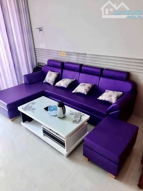Nhà 3 tầng mặt tiền đường lớn Lê Hồng Phong, P4 Đà Lạt,sổ riêng.80m2. 9 tỷ - 1