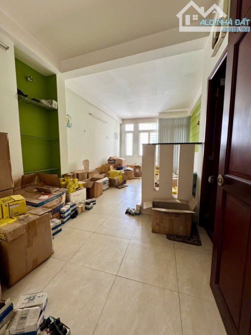 Quận 3, giáp Q1, Trần Quang Diệu_Lê Văn Sỹ, 5 Tầng,46m2, gần MT, nở hậu 4.3m,Ở/KD,8.99 Tỷ - 1