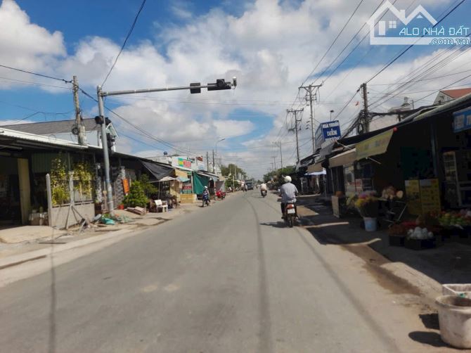 Quá đẹp, 1000m2 đất thổ view kênh sát chợ Bình Lãng, 2.5 tỷ - 1
