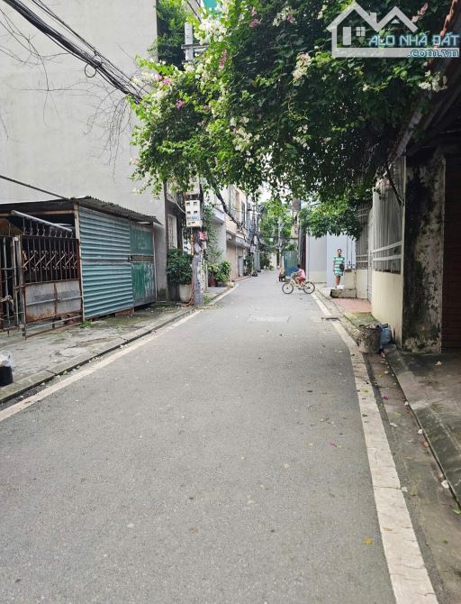 Bán mạnh mảnh đất 65m Việt Hưng Thượng thanh, oto đỗ cửa - 1