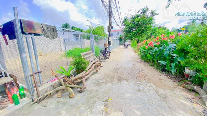 Cho thuê đất 3.600 m2 đường 3/2 có view sông 25 triệu - 1