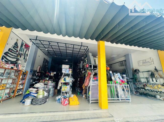 Nhà mặt tiền kinh doanh KDC Thuận Giao, phường Thuận Giao, TP Thuận An. 15 tỷ - 1