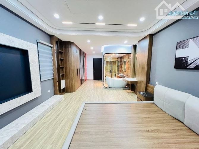 Bán nhà Khuất Duy tiến Thanh Xuân 70m2, mặt tiền 5m, plo ô tô tránh, kinh doanh, 2 thoáng. - 1