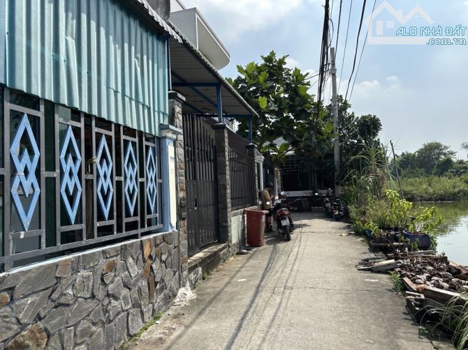 Bán nhà c4-Nguyễn văn tạo-hẻm 3m-ngang 6✖️17-gần 4 tỷ - 1