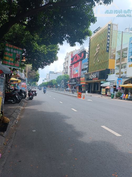 Bán nhà MTKD Nguyễn Sơn Tân Phú 4x28m gác lửng giá 16 tỷ TL (gần Thoại Ngọc Hầu) - 1