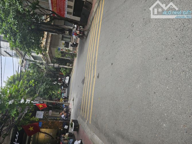 BÁN NHÀ PHÂN LÔ PHỐ XUÂN LA TÂY HỒ 23 TỶ DT 70M2 MT 4.5M 5T VỈA HÈ Ô TÔ TRÁNH KINH DOANH - 1