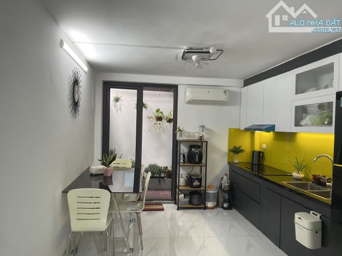 Bán nhà 5 tầng ô tô đỗ cửa tại Kim Giang Thanh Liệt Nguyễn Xiển - 1