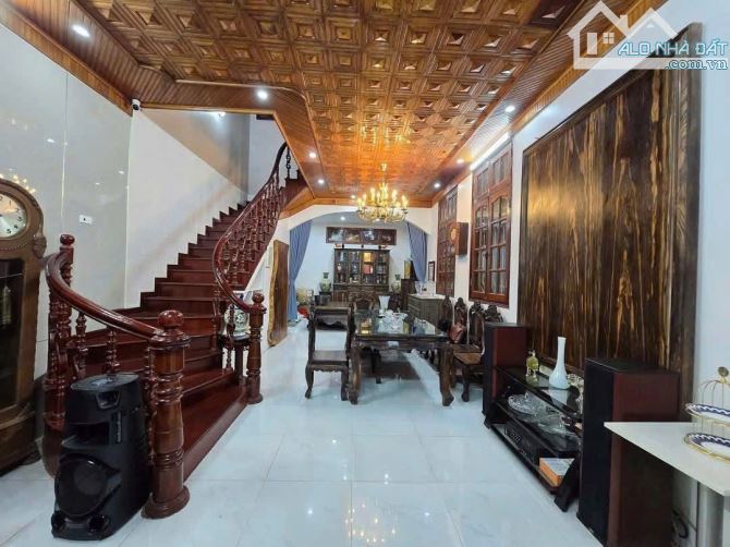 Bán nhà Cầu Giấy, Cầu Giấy, 70m2, 5 tầng, mặt tiền 5m, giá 23 tỷ - 1