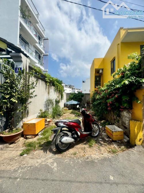 Đất quận 2_ Mặt tiền đường ô tô thông, Dt 62m² _nở hậu _ sổ riêng, chỉ 5.3 tỷ TL - 1