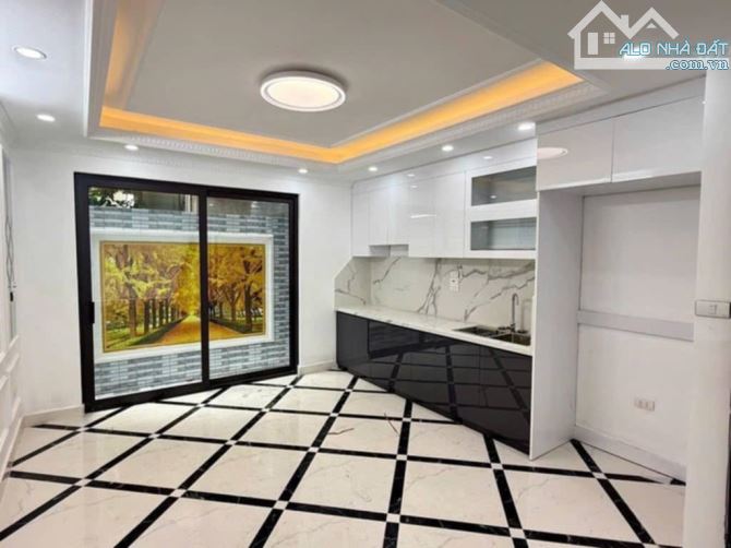 BÁN NHÀ NGỌC HỒI 5 TẦNG 38M2 MT 4M Ô TÔ ĐỖ CỔNG 6 TỶ NHỈNH - 1