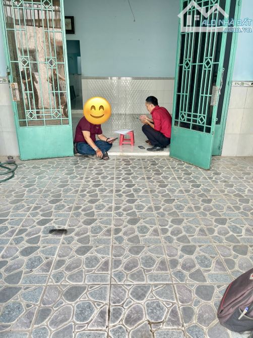 CỰC NGON - NHÀ CẤP 4 HẺM XE HƠI THÔNG TRỊNH THỊ DỐI ĐÔNG THẠNH HÓC MÔN GIÁ RẺ 3,5 TỶ - 1