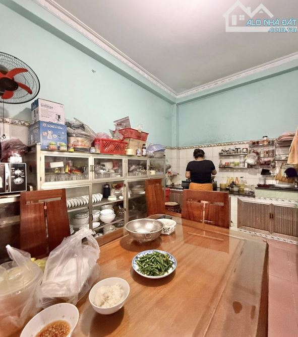 Hẻm 10m kinh doanh, thông, Thân Nhân Trung, P13, Tân Bình, 150m2, 3 tầng, chỉ hơn 130tr,m2 - 1