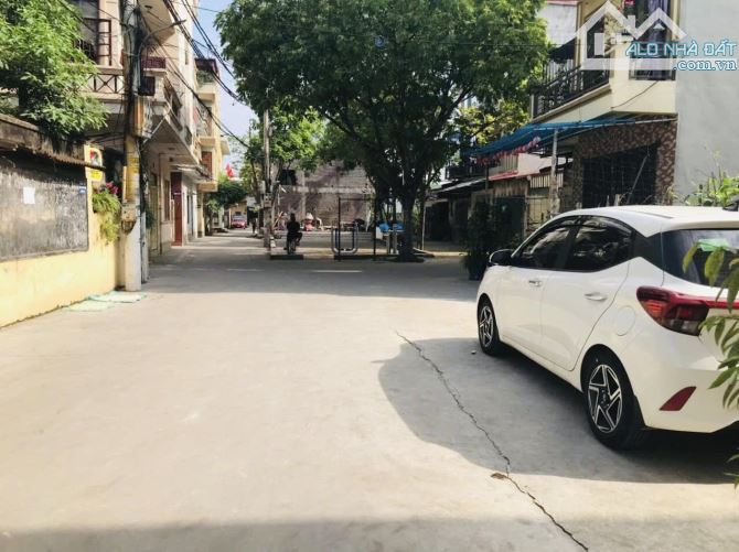 BÁN GẤP 101M ĐẤT ĐẤU GIÁ XÃ NGỌC HỒI PHÂN LÔ ÔTÔ TẢI VÀO ĐẤT GIÁ ĐẦU TƯ 8.5 TỶ - 1