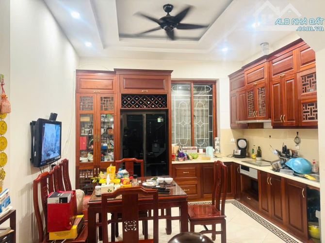 BÁN NHÀ CỔ NHUẾ 42M2, 4T, 4 NGỦ, SỔ ĐỎ, Ở NGAY, GIÁ TỐT VẪN CÓ THƯƠNG LƯỢNG - 1
