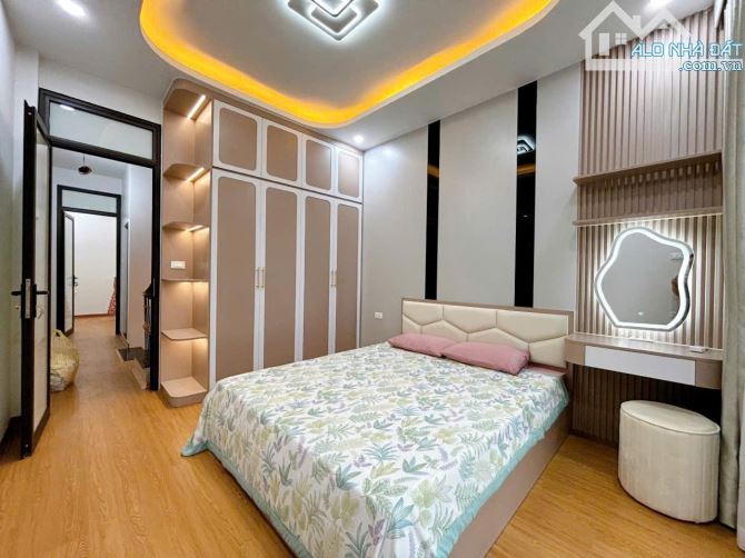 BÁN NHÀ CỔ NHUẾ 54M2, 5T, MT HƠN 4M, Ô TÔ VÀO NHÀ, 8.1 TỶ CÓ THƯƠNG LƯỢNG - 1
