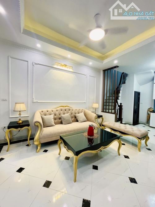 HOA HẬU PHỐ TRƯƠNG ĐỊNH FULL NỘI THẤT 2 THOÁNG TƯƠNG LAI MẶT PHỐ 35M2 GIÁ 7 TỶ - 1