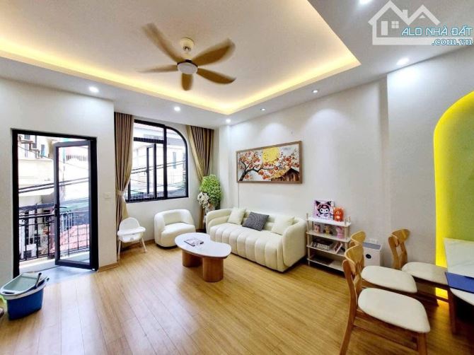 BÁN NHÀ PHÂN LÔ, BT, LIỀN KỀ KĐT AO SÀO – 75M 4 TẦNG,  KHÔNG GIAN SỐNG ĐẲNG CẤP! - 2