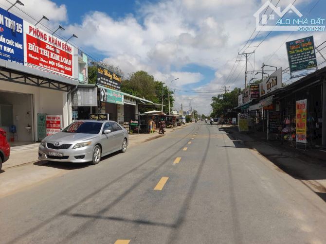Quá đẹp, 1000m2 đất thổ view kênh sát chợ Bình Lãng, 2.5 tỷ - 2