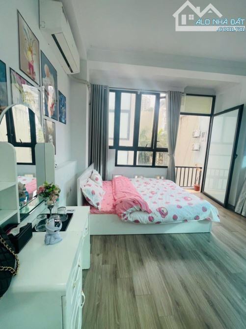 NHÀ ĐẸP CẦU NOI CỔ NHUẾ 2 6 TẦNG LÔ GÓC Ô TÔ SÁT NHÀ.Tc 7x tỷ - 2