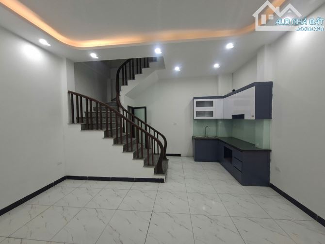Bán nhà Tả Thanh Oai,  gần cầu TÓ, DT 32mx5T. FULL NỘI THẤT - 2