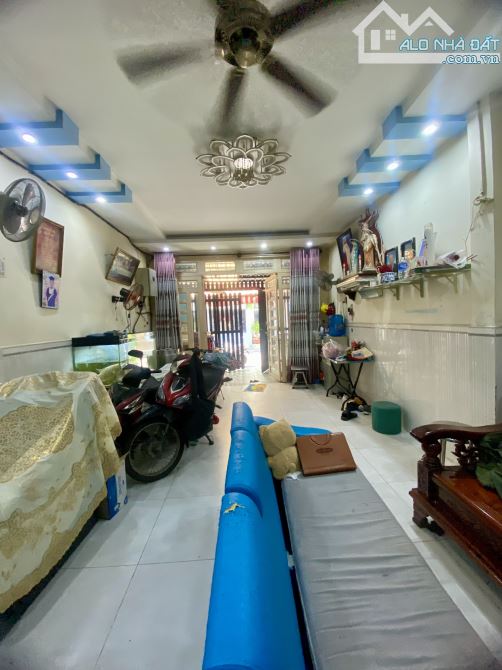 Bán Nhà Trịnh Đình Trọng - Hẻm Xe Tải Tránh - Oto Ngủ Nhà - Giá Nhỉnh 7 Tỷ - 2
