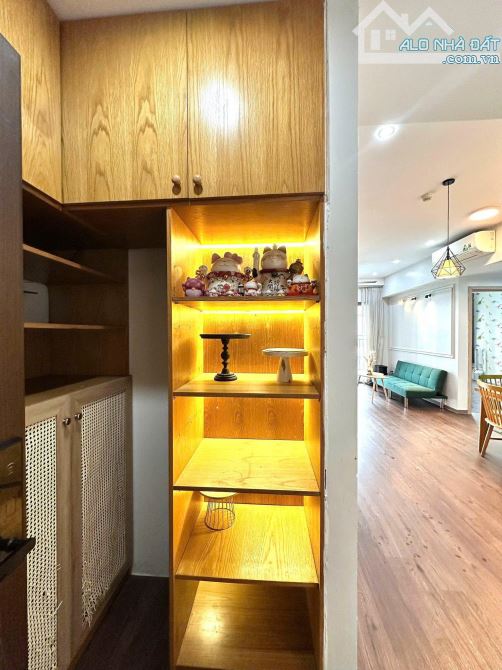 Satra Eximland,Phan Đăng Lưu,Phú Nhuận: 98m2, 2p ngủ lớn,NTCC,18tr/th - 2