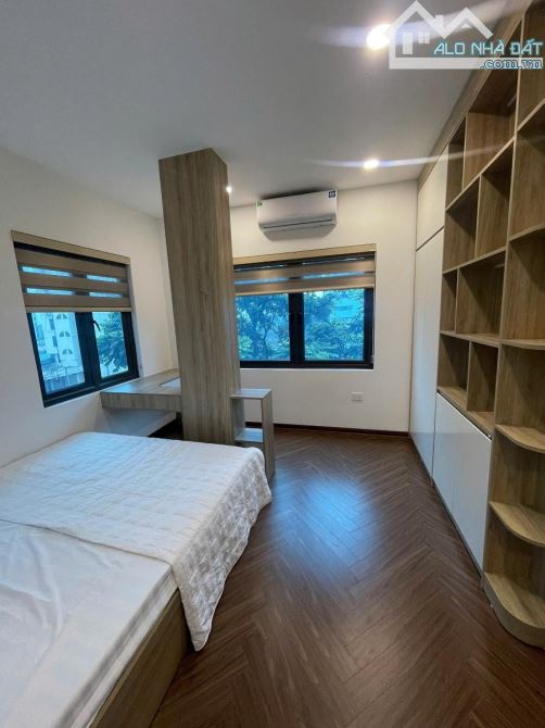 BÁN TÒA NHÀ PHÂN LÔ PHỐ HOÀNG QUỐC VIỆT CẦU GIẤY  45 TỶ DT 100M2 MT 7M 10T THANG MÁY LÔ GÓ - 2