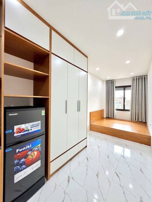 Toà nhà Giáp Bát gần Ngã Tư Vọng, 62m2, 14 phòng, Dòng tiền 70 triệu/tháng, Giá 17.1 tỷ - 2