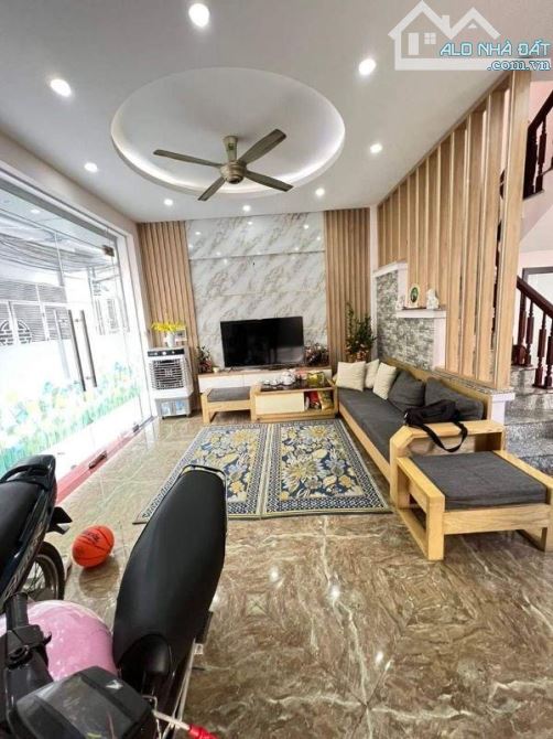 Cực Ngon! Bán Nhà Trần Cung -Bắc Từ Liêm - Lô Góc- Gần Phố- 52M2- 5Tầng -Mt6.5m -11Tỷ Hơn - 2