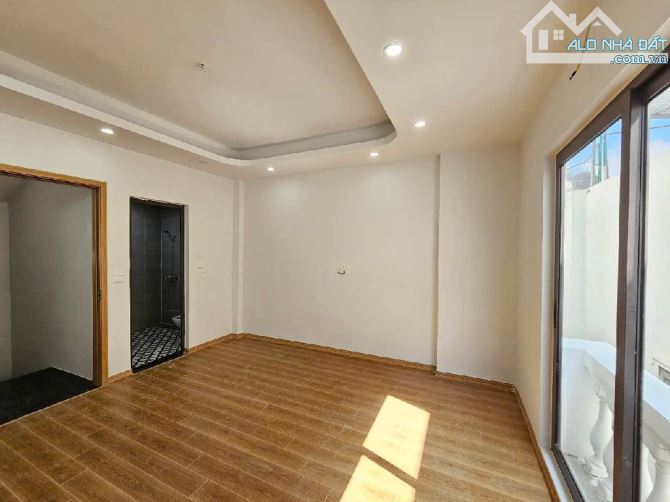 Cổ Nhuế, 35m2, 6T, xây mới kính koong, oto 10m, 7tyr nhỉnh - 2