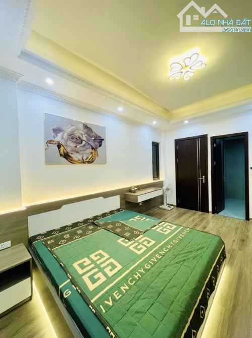 HOA HẬU PHỐ TRƯƠNG ĐỊNH FULL NỘI THẤT 2 THOÁNG TƯƠNG LAI MẶT PHỐ 35M2 GIÁ 7 TỶ - 2