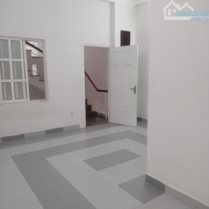 Cho thuê nhà 3 tầng. Đường trần phước thành. Gần cách mạng tháng tám. Cảm lê TP ĐÀ NẴNG - 3